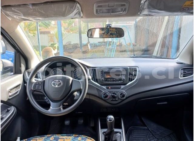 
								Toyota starlet 2010 full									