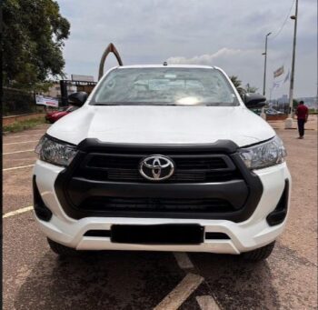 TOYOTA HILUX DOUBLE CABINE